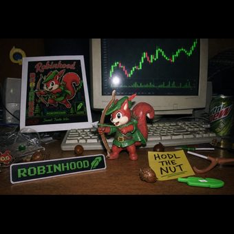Robinhood meme 61: 10 desk photo merch